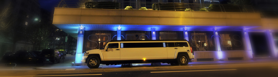 Lincoln Town car & Hummer Stretch H3